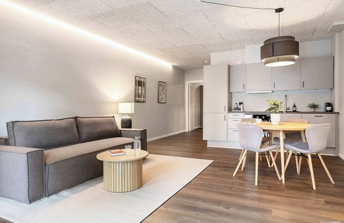 Vesterbro Apartment | Midtown Living Summar