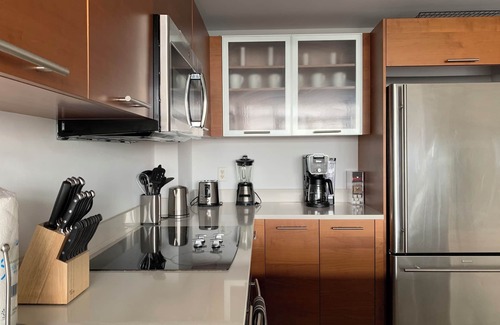 Midtown Condo | Midtown Miami/Wynwood 1 BR Condo w/FREE PARKING & VIEWS!