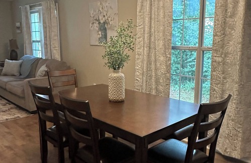 Benton House | Midtown Oasis-Near Everything