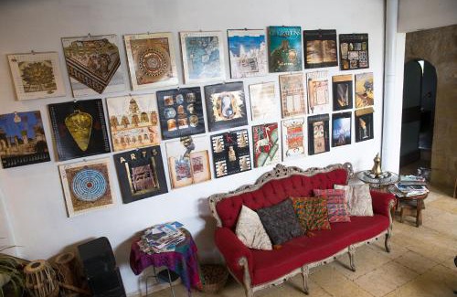 Abu Ghosh Hotel | Mikes Khan