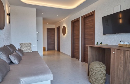 Malia House | Mila Malia Suites
