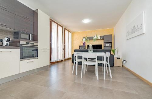 Assago Apartment | Milan Forum Camelia Guesthouse