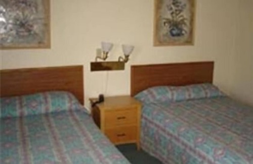 East Mesa Hotel | Miles Motel
