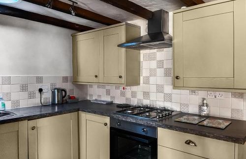 Chesterfield House | Mill Close Cottage