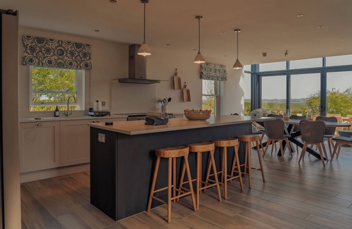 Beadnell Cottage | MILL FARM HOUSE, pet friendly, luxury holiday cottage in Beadnell