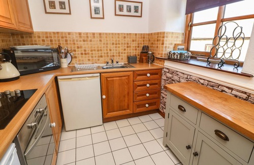 Chysauster Cottage | MILL HOUSE BARN, pet friendly, with a garden in Penzance