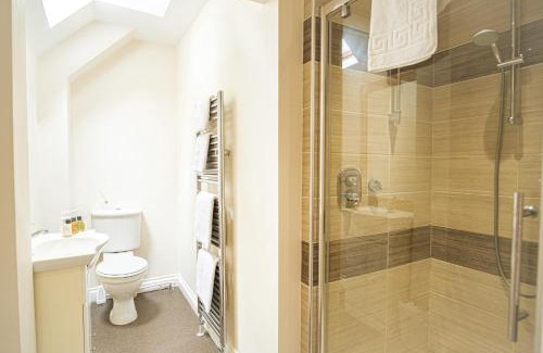 Gilwern Bed & Breakfast | Mill Lodge-Brecon Beacons