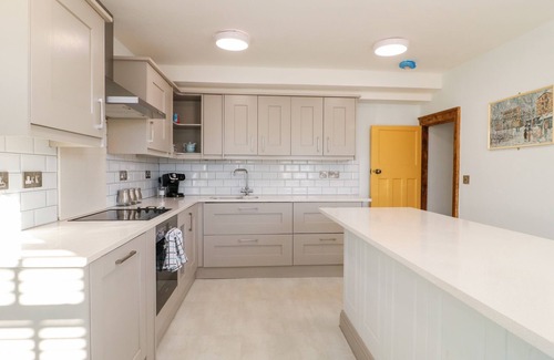 Mansfield Cottage | MILL VIEW DUPLEX, pet friendly, character holiday cottage in Cuckney