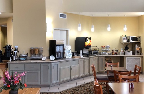 Ellisville Hotel | Millennium Inn