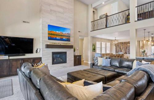 Santa Clara House | Million Dollar View #67 home