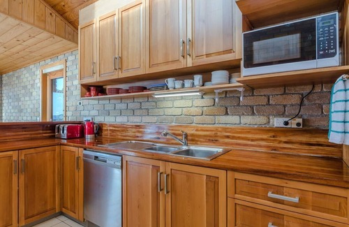 Sandy Bay House | Million Dollar View Day and Night - for big family or few families together