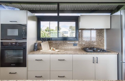 Mornington House | Mills Beach House - modern architecture ocean view