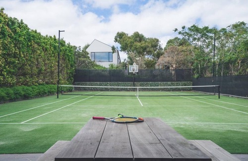 Mornington House | Mills Beach House - modern architecture ocean view