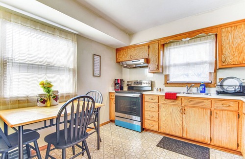 Milwaukee House | Milwaukee Home w/Fire Pit ~ 8 Mi to Lake Michigan