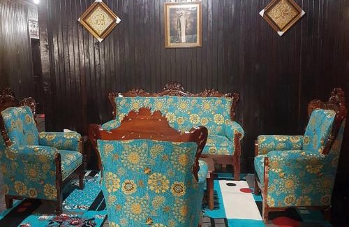 Pangkalan Bun House | Mimi Guest House Syariah Pangkalan bun