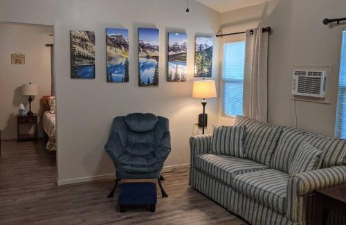 Dunlap Ski Chalet | Mimi's Cabin