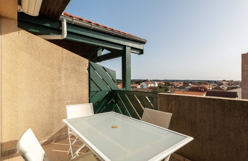 Mimizan-Plage Apartment | Mimizan Beach: T2 Mezzanine Apartment 2 stars, 4 ppl, ocean view, parking included
