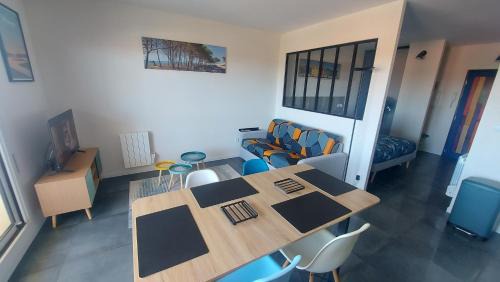 Mimizan-Plage Apartment | Mimizan Plage - Grand Studio 3 étoiles - 1 à 4 pers - Tout confort - 6 mn à pieds de la plage