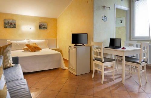 Scandiano Apartment | Mimosa Studio