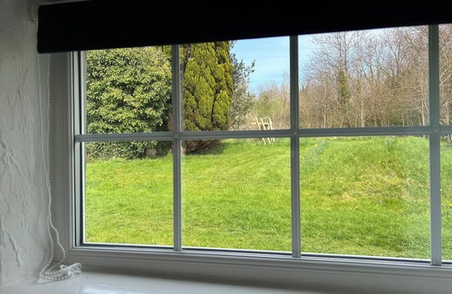 Llanystumdwy Cottage | MIN Y MOR, pet friendly, with open fire in Criccieth