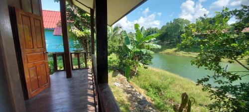 Phoun Hin Boun House | Mind House Bungalow