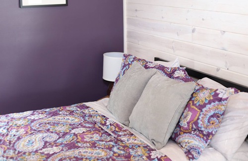 Thomas House | Miner's Daughter: Modern TinyHome nr Purple Fiddle