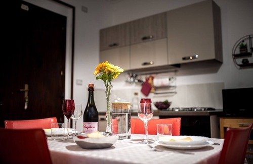 Pignola Apartment | Mini apartment in villa with garden view