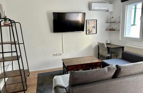 Niddatal Apartment | Mini Apartment mit Garten und Küche
