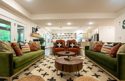 Hollister House | Mini Camp | Hot tub, Pool table, Dog-friendly, Indoor pool