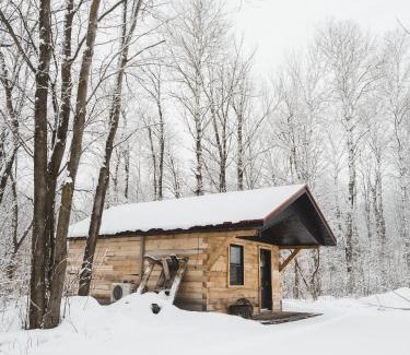 Odanak Other | Mini-Chalet - Abenaki Aventure