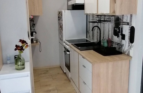 gmina Biskupice Cottage | Mini Piso with parking in quiet area. 10 km to Saltmine and 20 km to Krakow
