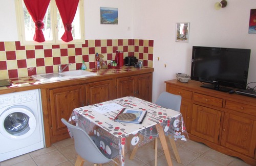 Porto-Vecchio Villa | Mini villa air-conditioned studio 21 m2 for 1 couple, swimming pool, beautiful view.