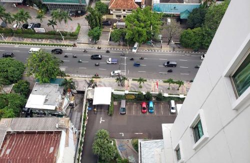 Kampung Bali Apartment | Minimalist and Comfy 1BR at The Boulevard Apartment By Travelio