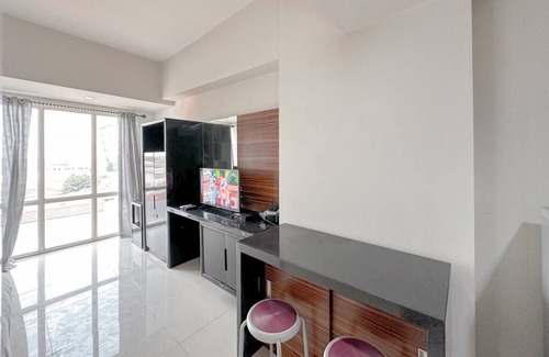 Siwalankerto Apartment | Minimalist and Cozy Studio at The Square Surabaya Apartment