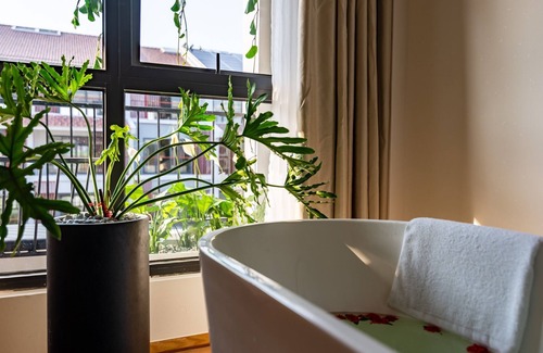 Duong To Apartment | Minimalist & Modern Apartment I