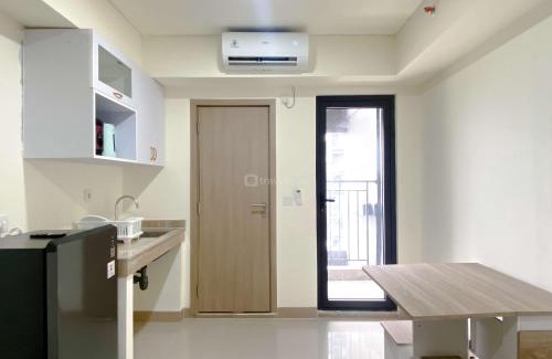 East Jakarta Apartment | Minimalist Studio for 1 Pax at Meikarta Apartment By Travelio