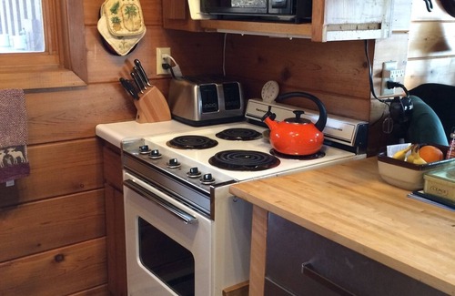 South Haven Cabin | Minn Haven, lakeside retreat cabin, an hour or so from Cities. Relax. breathe.
