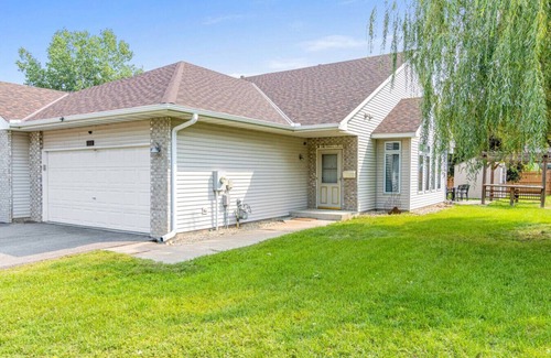 North Saint Paul House | Minne-GetAway: Modern Cottage