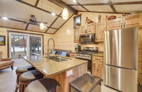 Gordon Cabin | Minong Flowage Cabin w/Fire Pit & Dock!