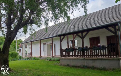 Somogyacsa House | Minor Major Vendégház
