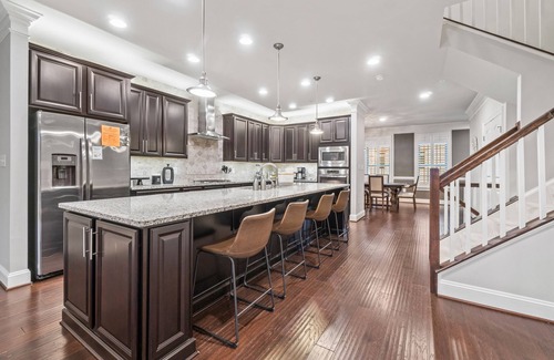 Arnold House | Mins to Annap; Luxury Townhome