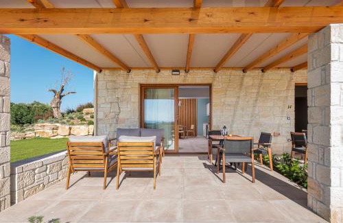 Kassandra House | Mint Retreat Suites