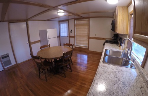 Benezette Cabin | Minutes from Attractions, Miles from ordinary