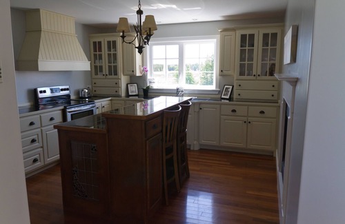 Mermaid House | Minutes From Charlottetown, Surrounded by Water & Countryside