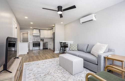 Hillsboro West End House | Minutes from Downtown & Broadway | The Nomad #8