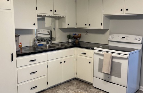 Campbelltown Apartment | Minutes From Hershey! Perfect for a small family. Private backyard