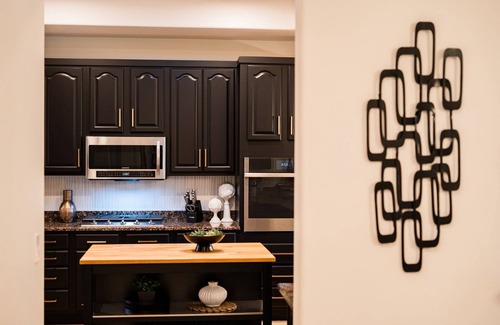 Grosse Pointe House | Minutes from Shopping, Old Town, Dining & Golf