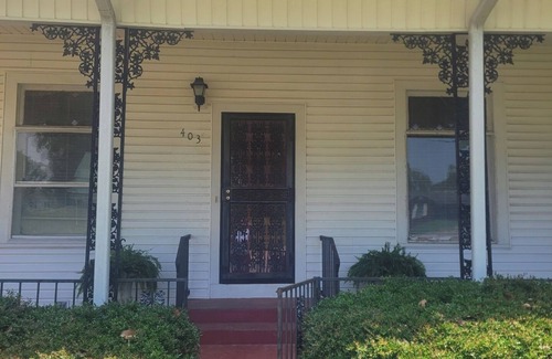 Iuka House | Minutes to Eastport, Aqua Yacht, Colman Marina 3 state parks short distance away