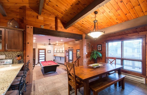 Willow Grove House | Minutes to Ski, Fly Fish on the Property, Beat the Heat or See Fall Leaves!