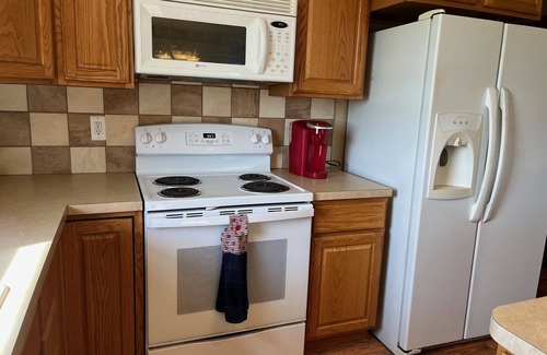 Jeddo House | Minutes to the beaches and downtown Lexington! Shop-dine-swim-sun bathe-repeat!